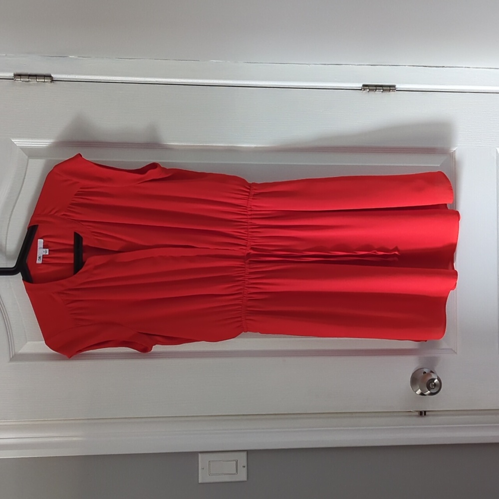 Beautiful poppy red dress
